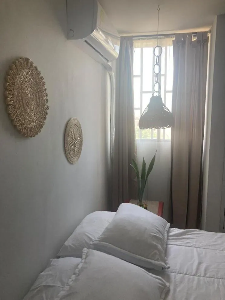 Homestay Habitacion En Apartamento Compartido Al Frente Del Cc Unico Barranquilla  Colombia