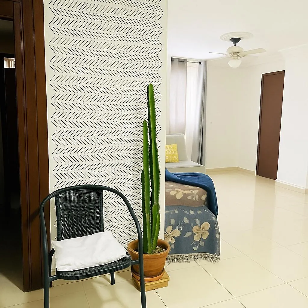 Homestay Habitacion En Apartamento Compartido Al Frente Del Cc Unico Barranquilla